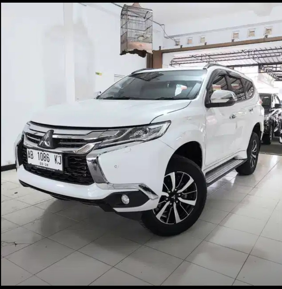2018 Mitsubishi Pajero SPORT DAKAR 4X2 2.4L AT 2018 Mitsubishi Pajero SPORT DAKAR 4X2 2.4L AT
