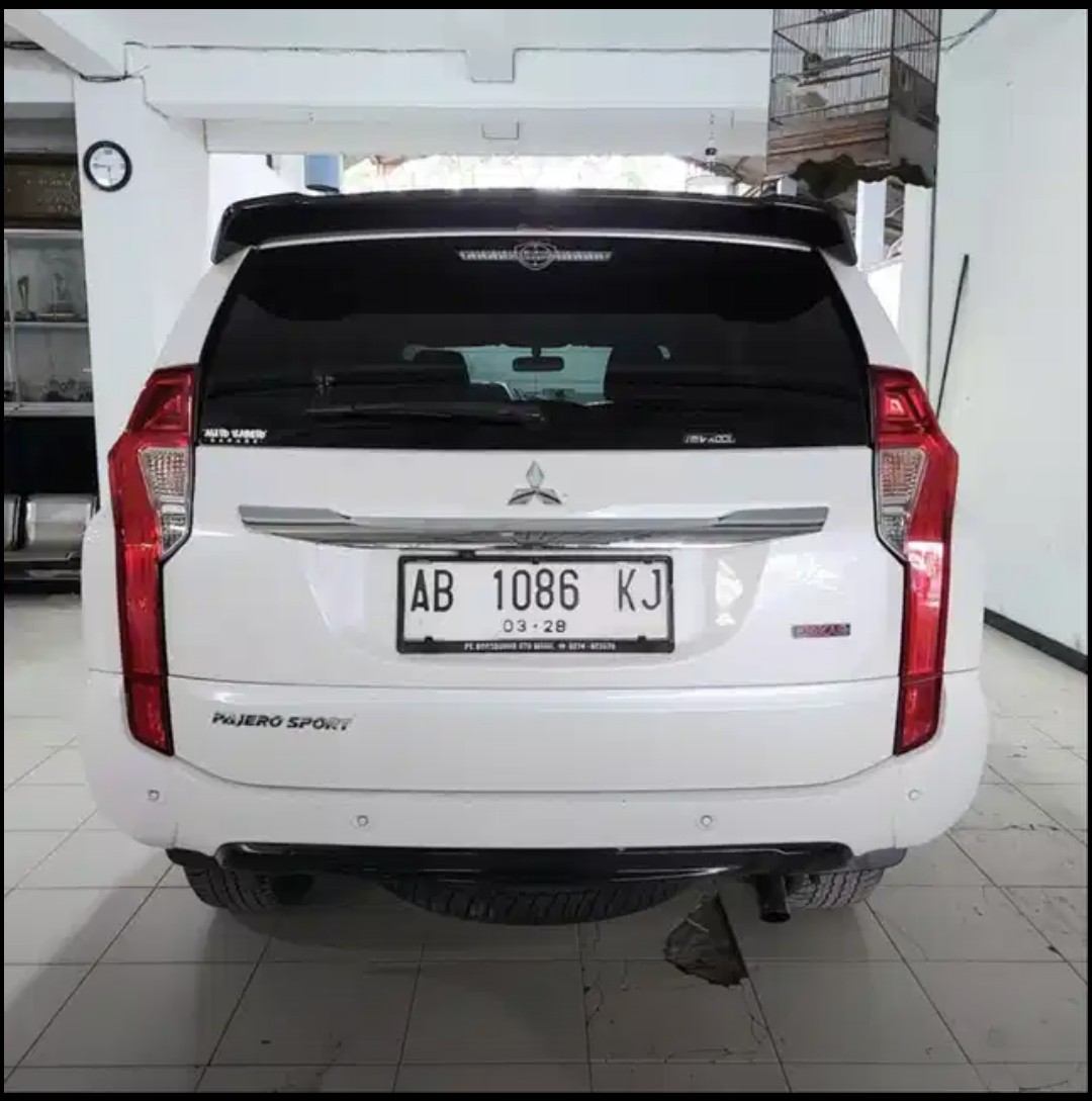 2018 Mitsubishi Pajero SPORT DAKAR 4X2 2.4L AT 2018 Mitsubishi Pajero SPORT DAKAR 4X2 2.4L AT