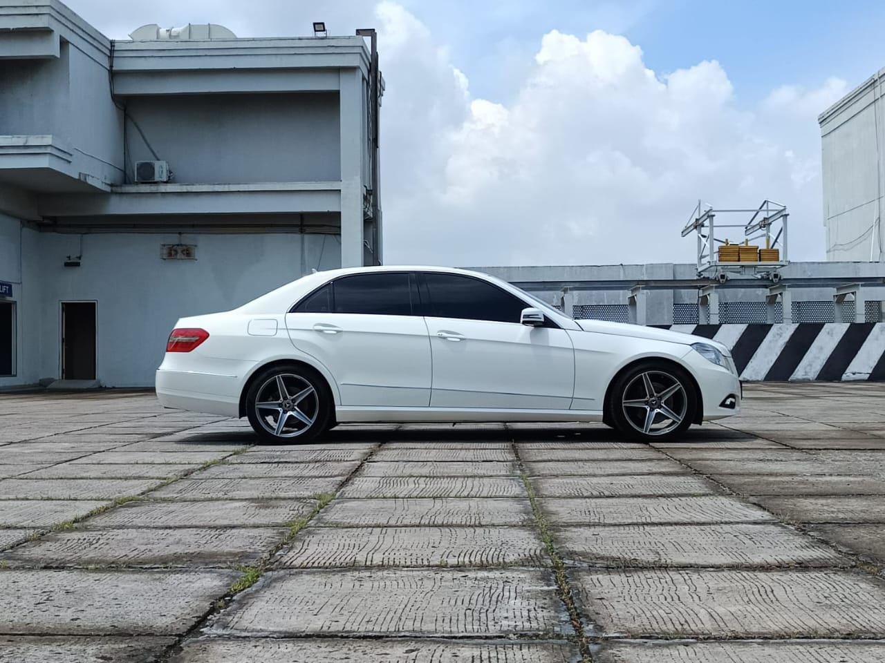 2011 Mercedes Benz E-Class 2011 Mercedes Benz E-Class