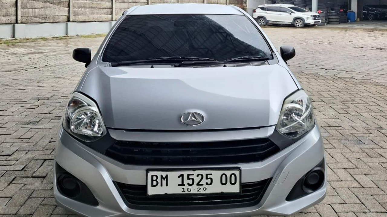 2021 Daihatsu Ayla 1.0L D MT Bekas 2021 Daihatsu Ayla 1.0L D MT Bekas