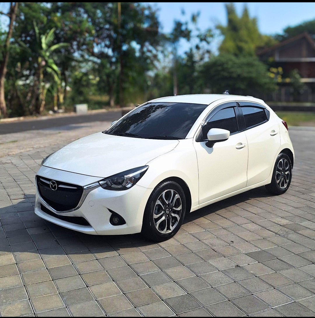 2016 Mazda 2 Hatchback GT 1.5L AT 2016 Mazda 2 Hatchback GT 1.5L AT