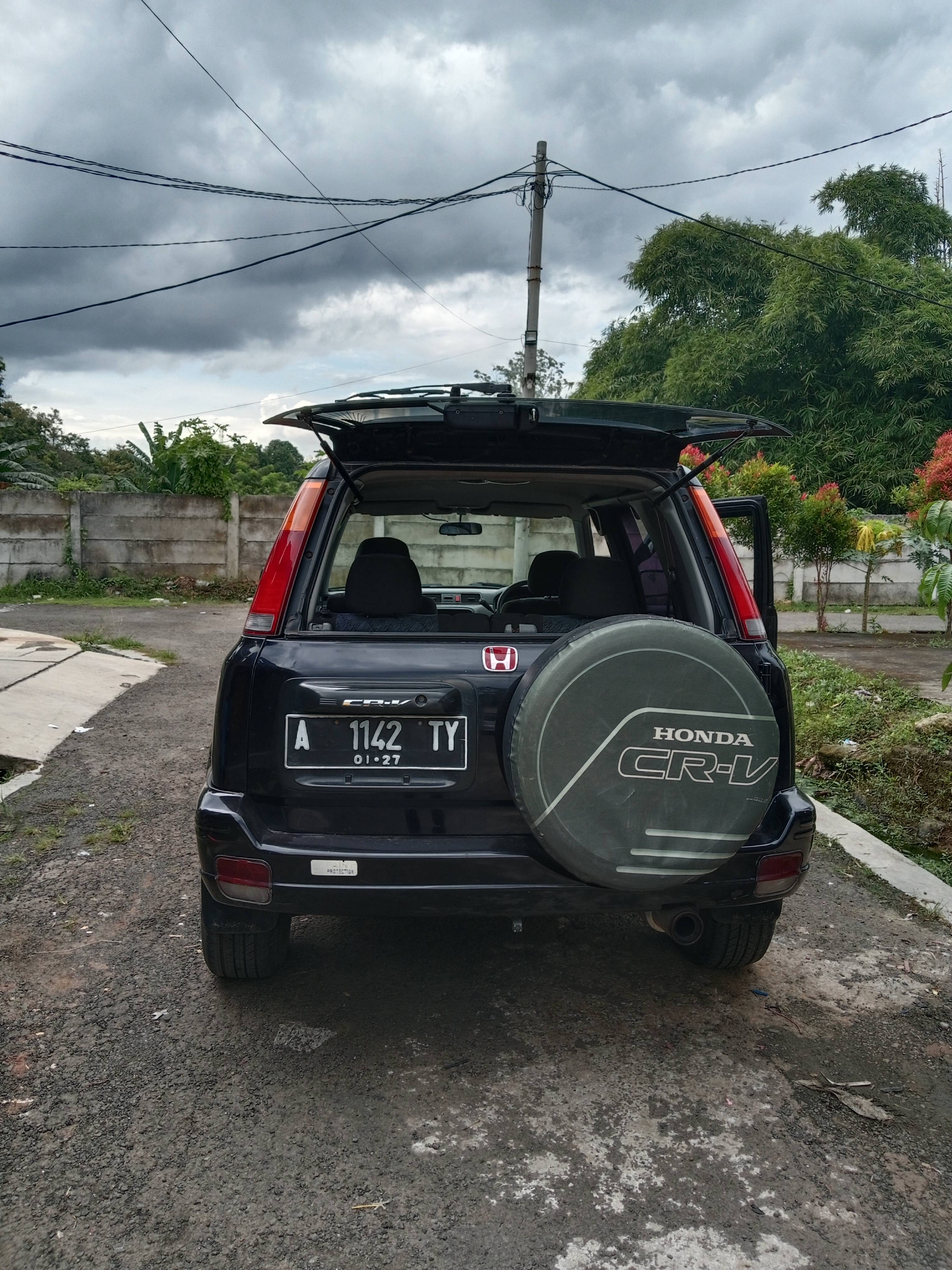 2001 Honda CR-V 2.0L RS eHEV 2001 Honda CR-V 2.0L RS eHEV