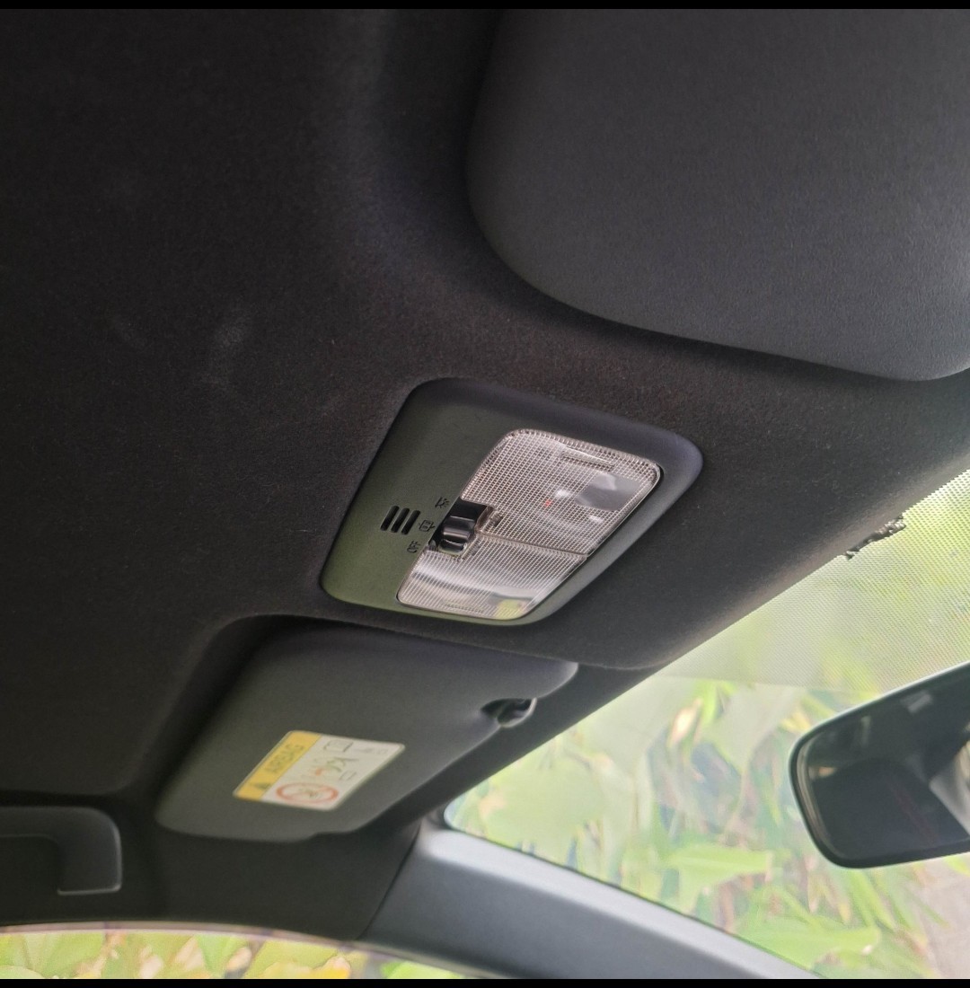 2014 Toyota Yaris  S AT 2014 Toyota Yaris  S AT