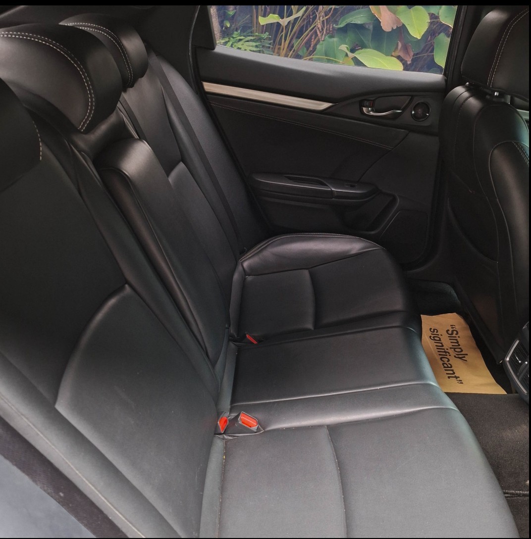 2018 Honda Civic Hatchback TURBO HATCHBACK S 1.5 AT 2018 Honda Civic Hatchback TURBO HATCHBACK S 1.5 AT