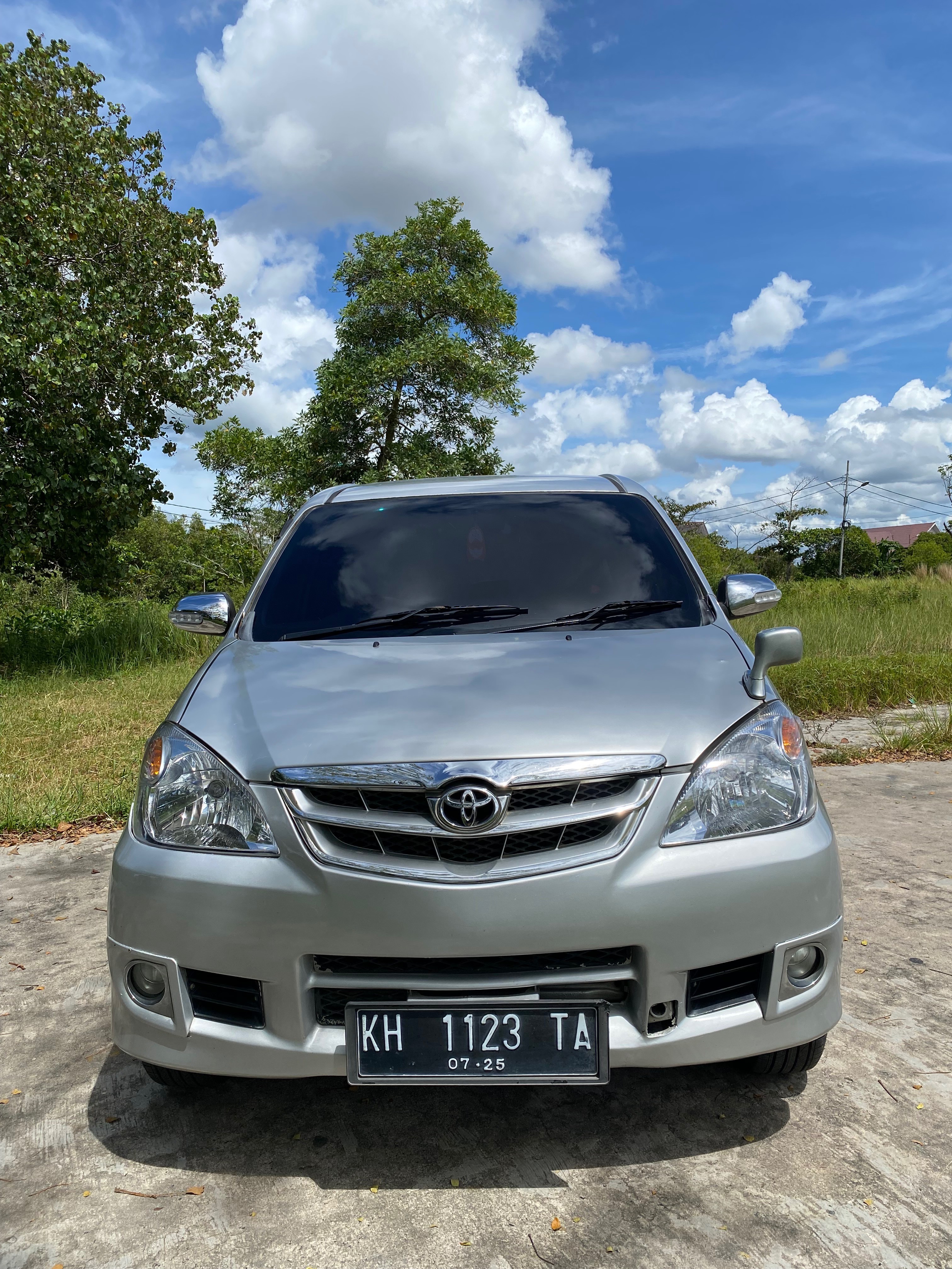 Second Hand 2009 Toyota Avanza VVT-I G 1.3L MT Second Hand 2009 Toyota Avanza VVT-I G 1.3L MT