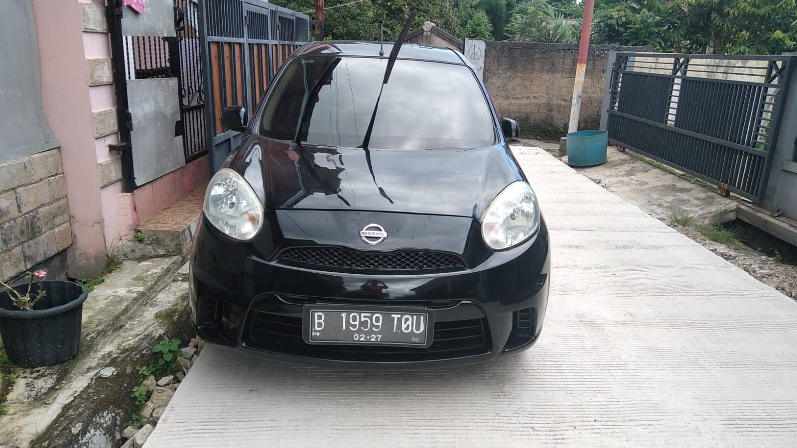 2011 Nissan March 1.2L XS SPORT VERSION AUTECH A/T Bekas 2011 Nissan March 1.2L XS SPORT VERSION AUTECH A/T Bekas