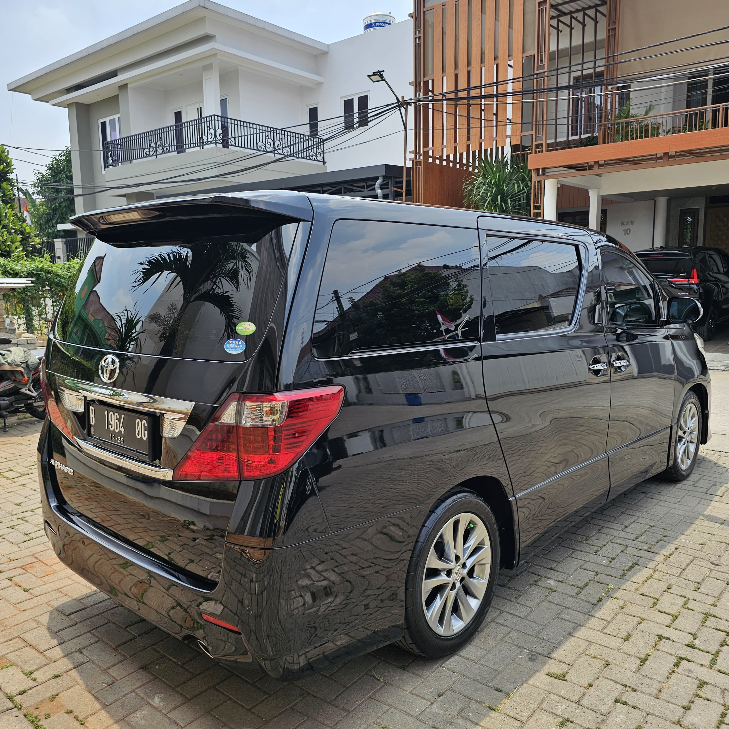 2010 Toyota Alphard 2010 Toyota Alphard