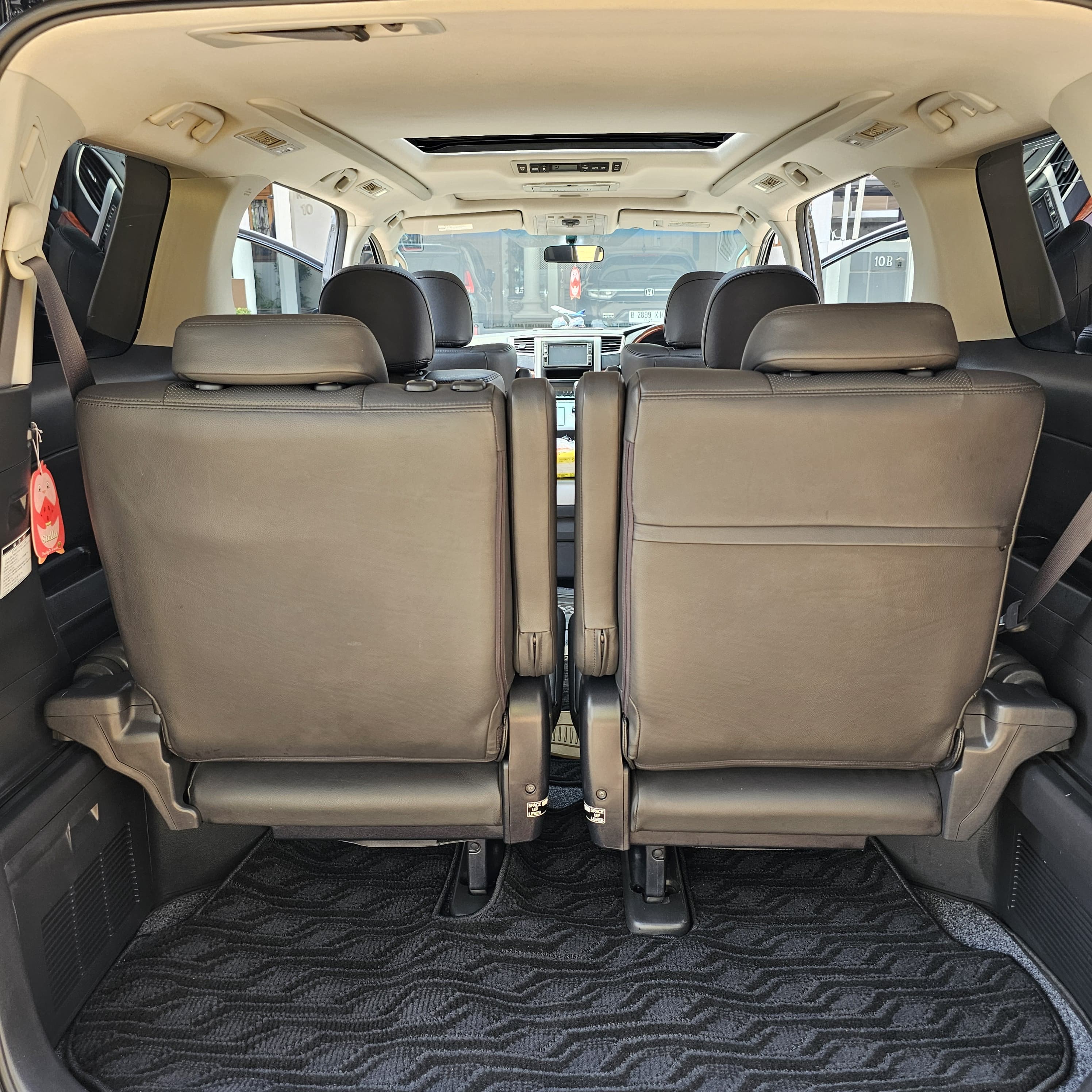 2010 Toyota Alphard 2010 Toyota Alphard