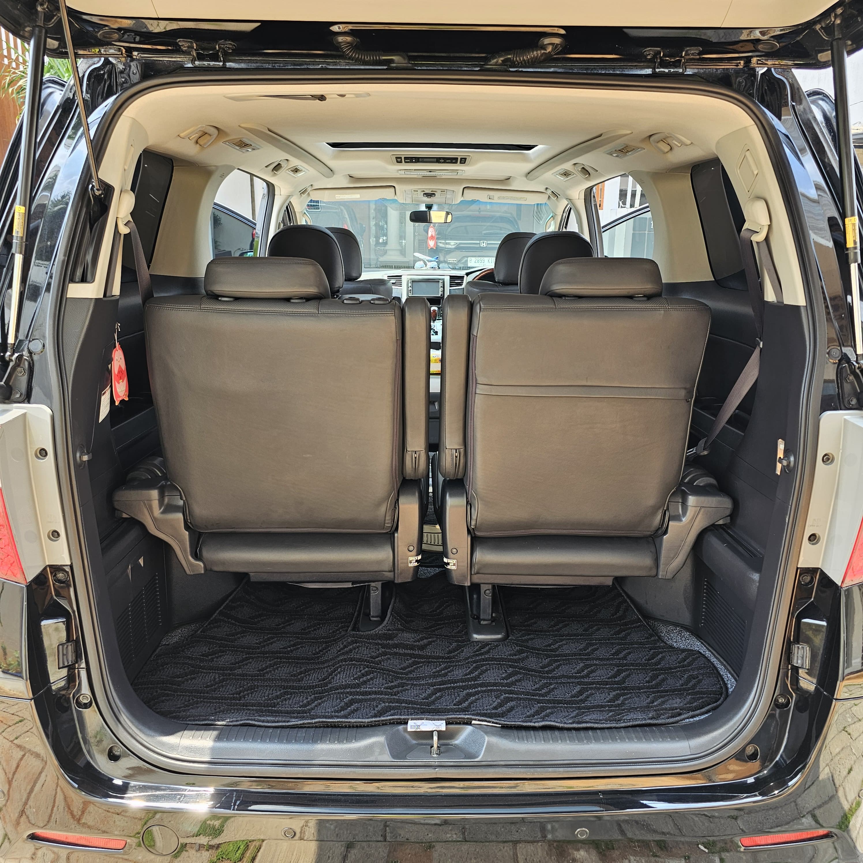 2010 Toyota Alphard 2010 Toyota Alphard