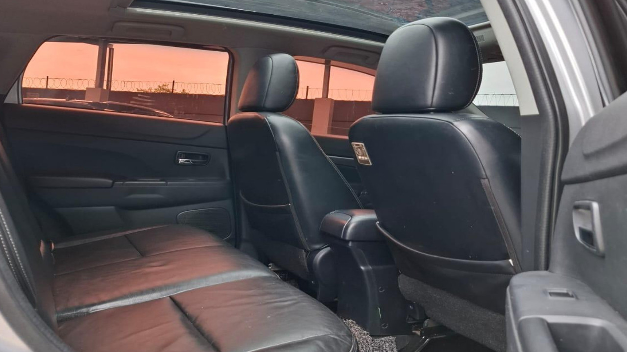 2012 Mitsubishi Outlander Sport 2012 Mitsubishi Outlander Sport