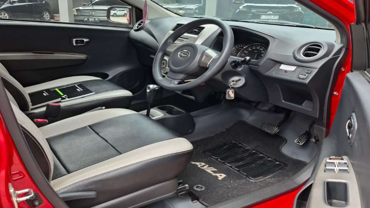 2015 Daihatsu Ayla 1.0L X AT 2015 Daihatsu Ayla 1.0L X AT