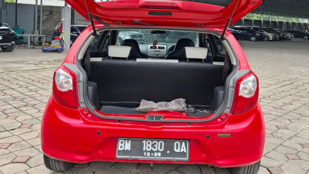 2015 Daihatsu Ayla 1.0L X AT 2015 Daihatsu Ayla 1.0L X AT