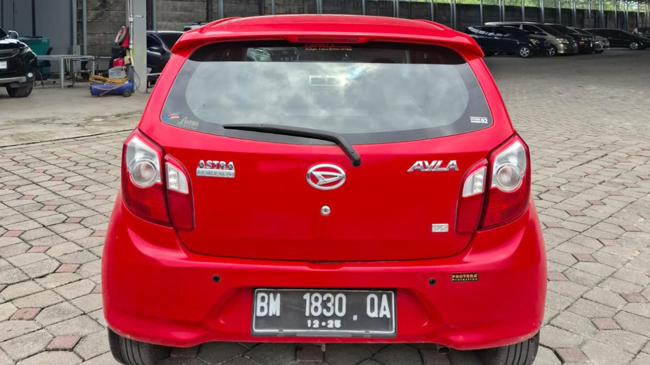 2015 Daihatsu Ayla 1.0L X AT 2015 Daihatsu Ayla 1.0L X AT