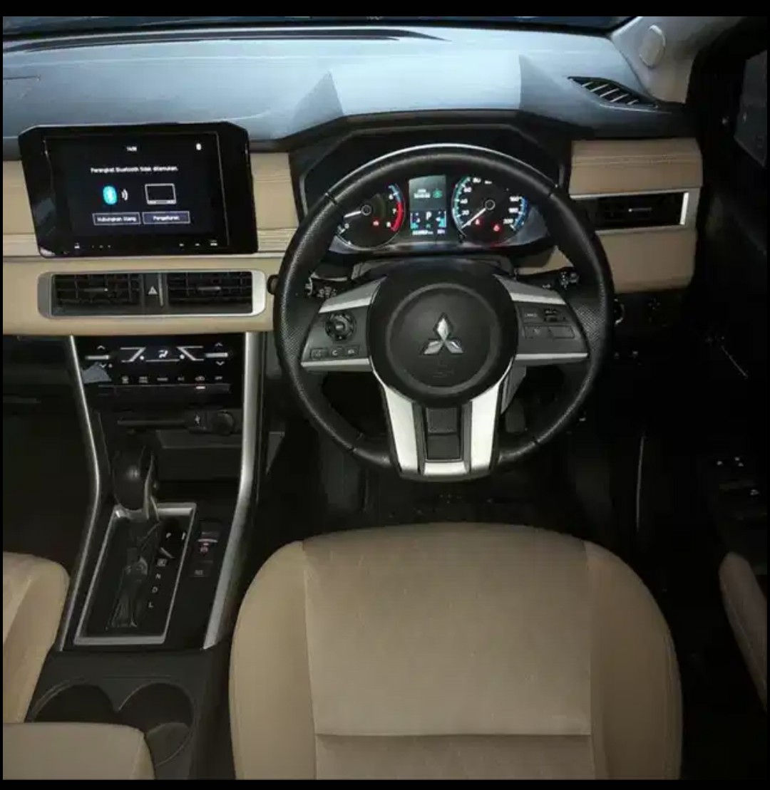 2022 Mitsubishi Xpander Ultimate CVT 2022 Mitsubishi Xpander Ultimate CVT