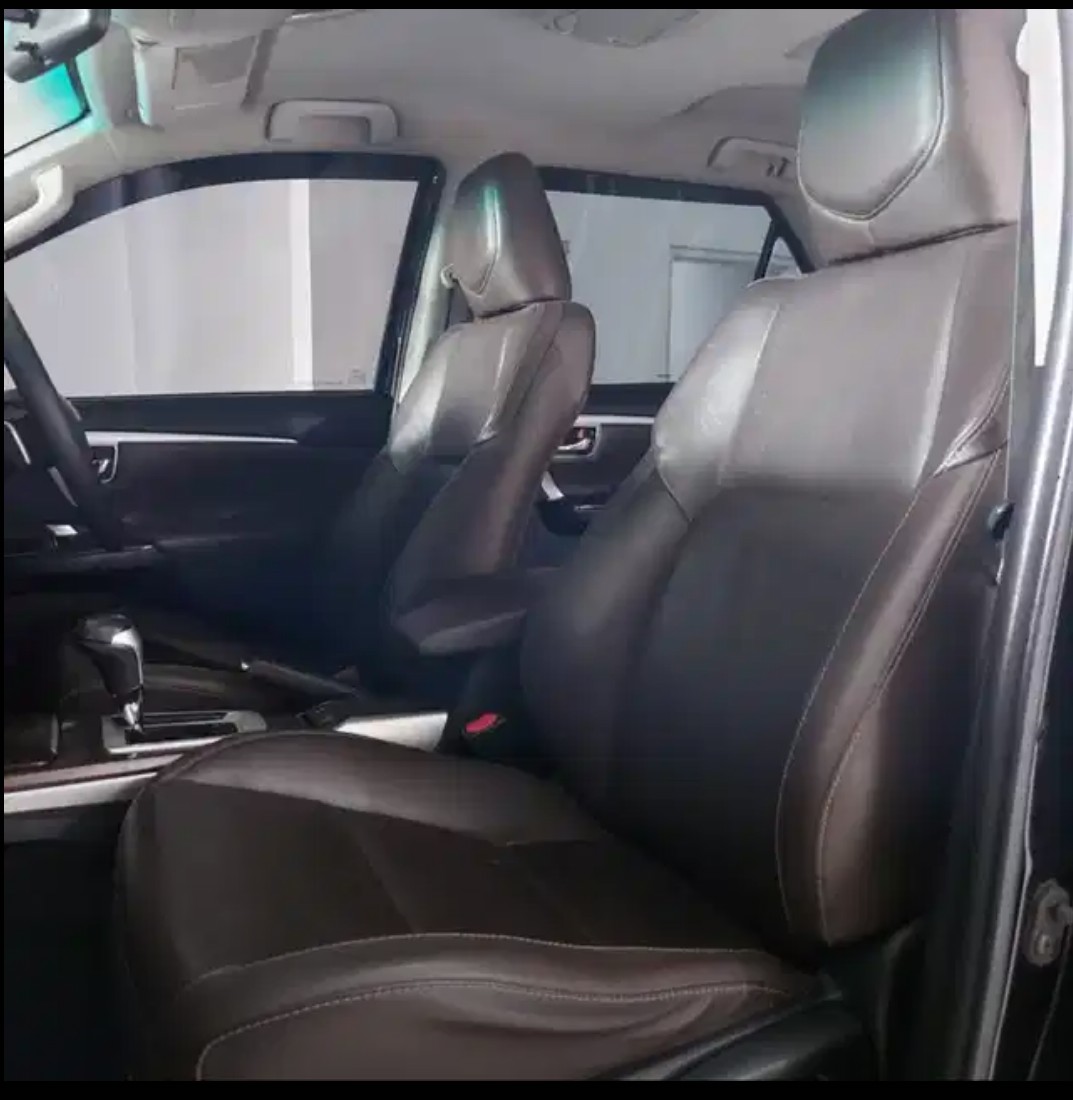 2018 Toyota Fortuner  VRZ 2.4 AT TRD 2018 Toyota Fortuner  VRZ 2.4 AT TRD