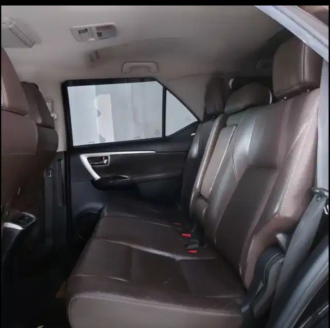 2018 Toyota Fortuner  VRZ 2.4 AT TRD 2018 Toyota Fortuner  VRZ 2.4 AT TRD