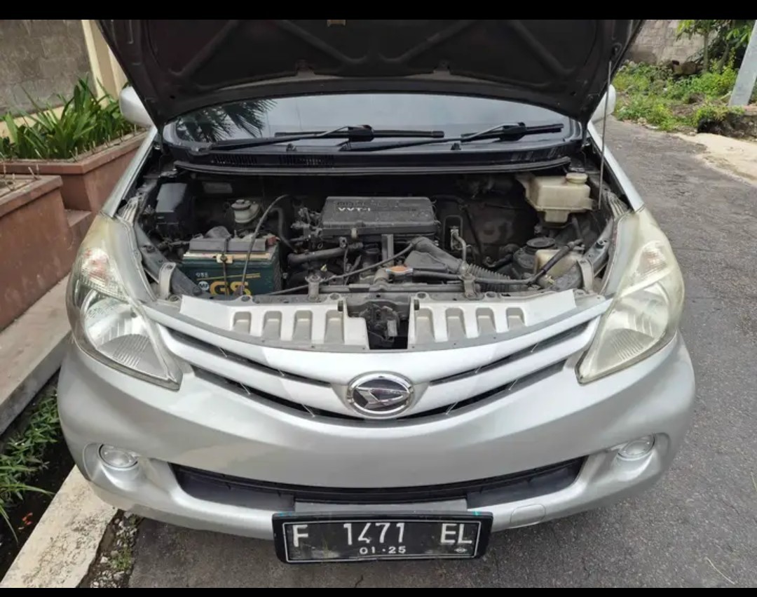 2014 Daihatsu Xenia  1.3 X MT 2014 Daihatsu Xenia  1.3 X MT