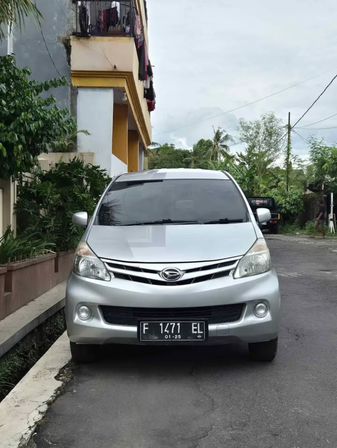 Second Hand 2014 Daihatsu Xenia  1.3 X MT Second Hand 2014 Daihatsu Xenia  1.3 X MT