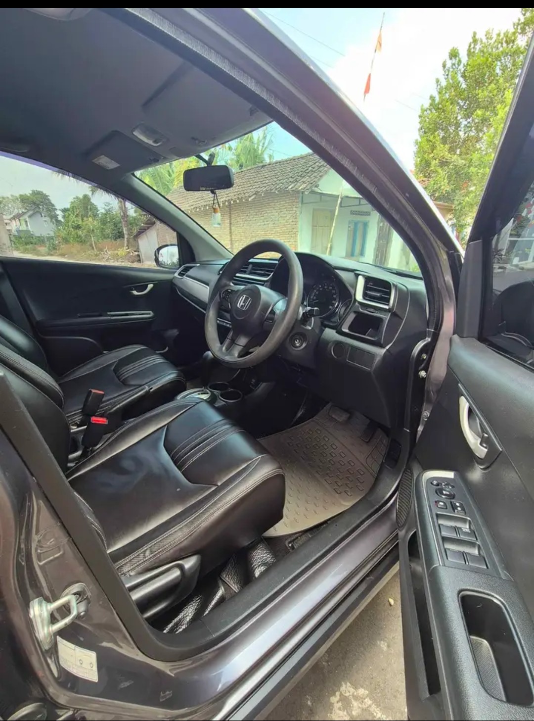 2016 Honda BRV  E AT 2016 Honda BRV  E AT