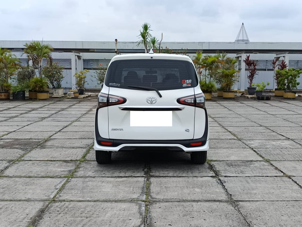2017 Toyota Sienta 2017 Toyota Sienta