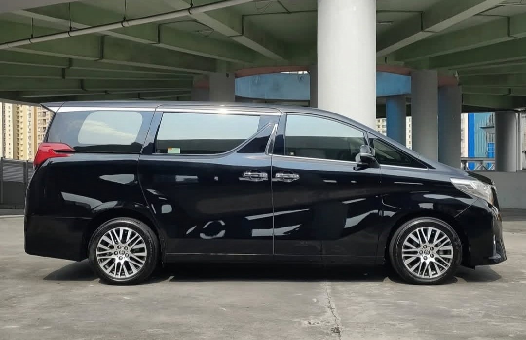 2017 Toyota Alphard  G 2.5 AT 2017 Toyota Alphard  G 2.5 AT