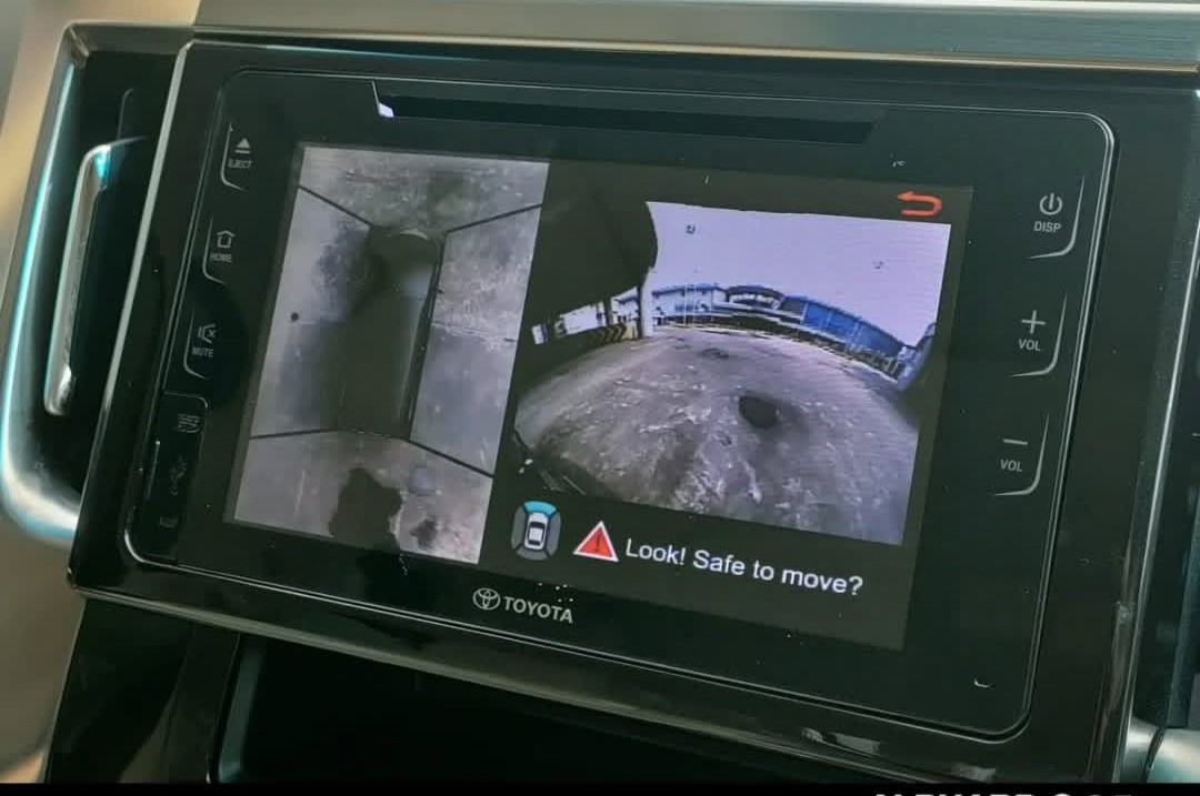 2017 Toyota Alphard  G 2.5 AT 2017 Toyota Alphard  G 2.5 AT