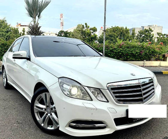 2012 Mercedes Benz E-Class 2012 Mercedes Benz E-Class