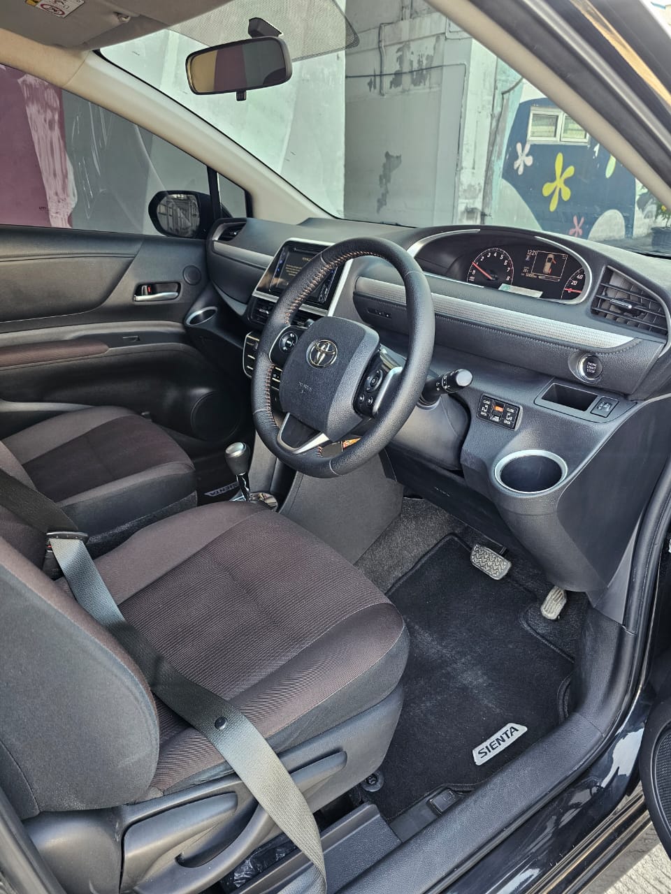 2021 Toyota Sienta 2021 Toyota Sienta