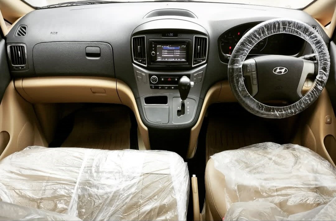 2016 Hyundai H1 2.5L CRDi Royale 2016 Hyundai H1 2.5L CRDi Royale