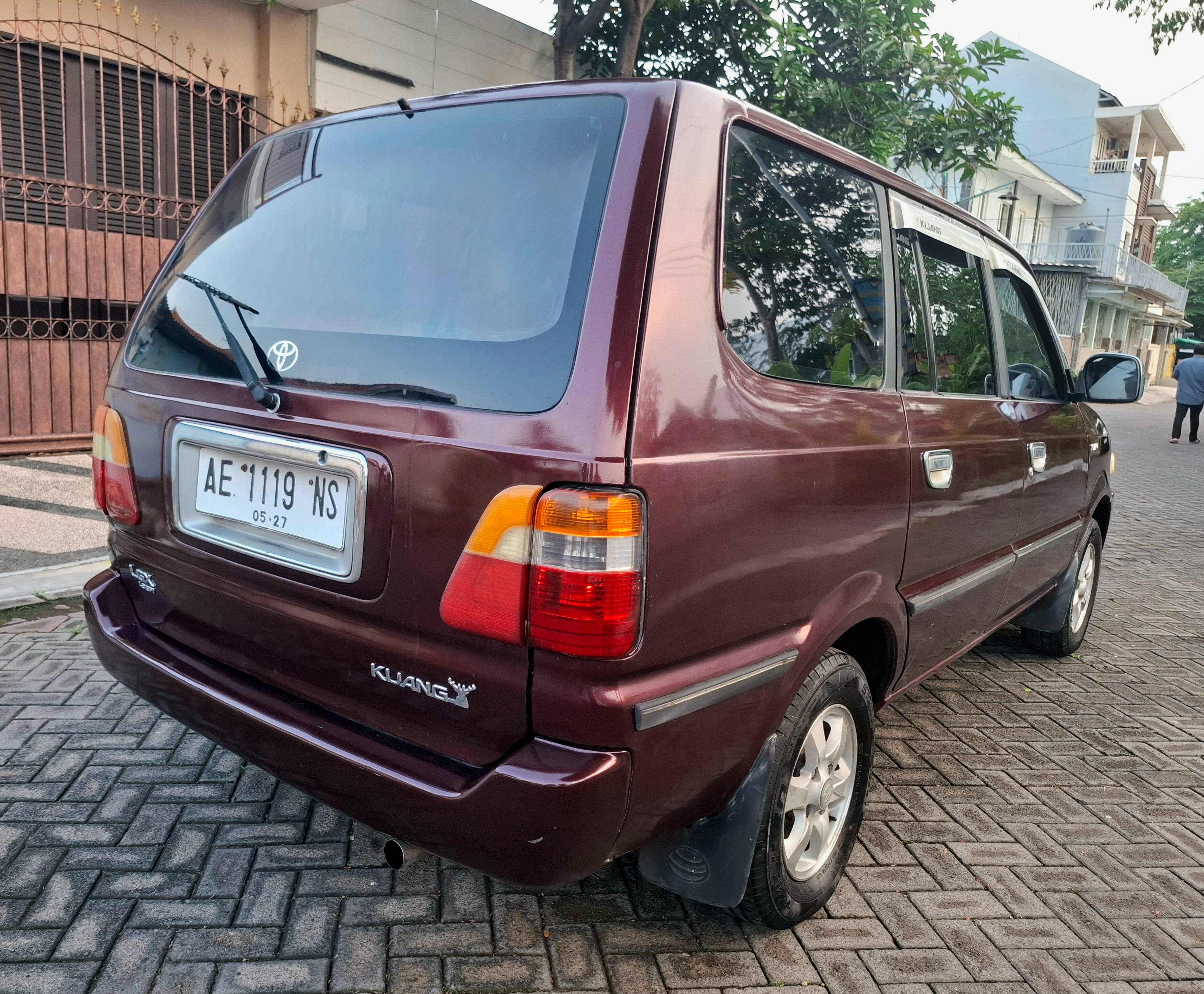 2003 Toyota Kijang  1.8L LGX 2003 Toyota Kijang  1.8L LGX