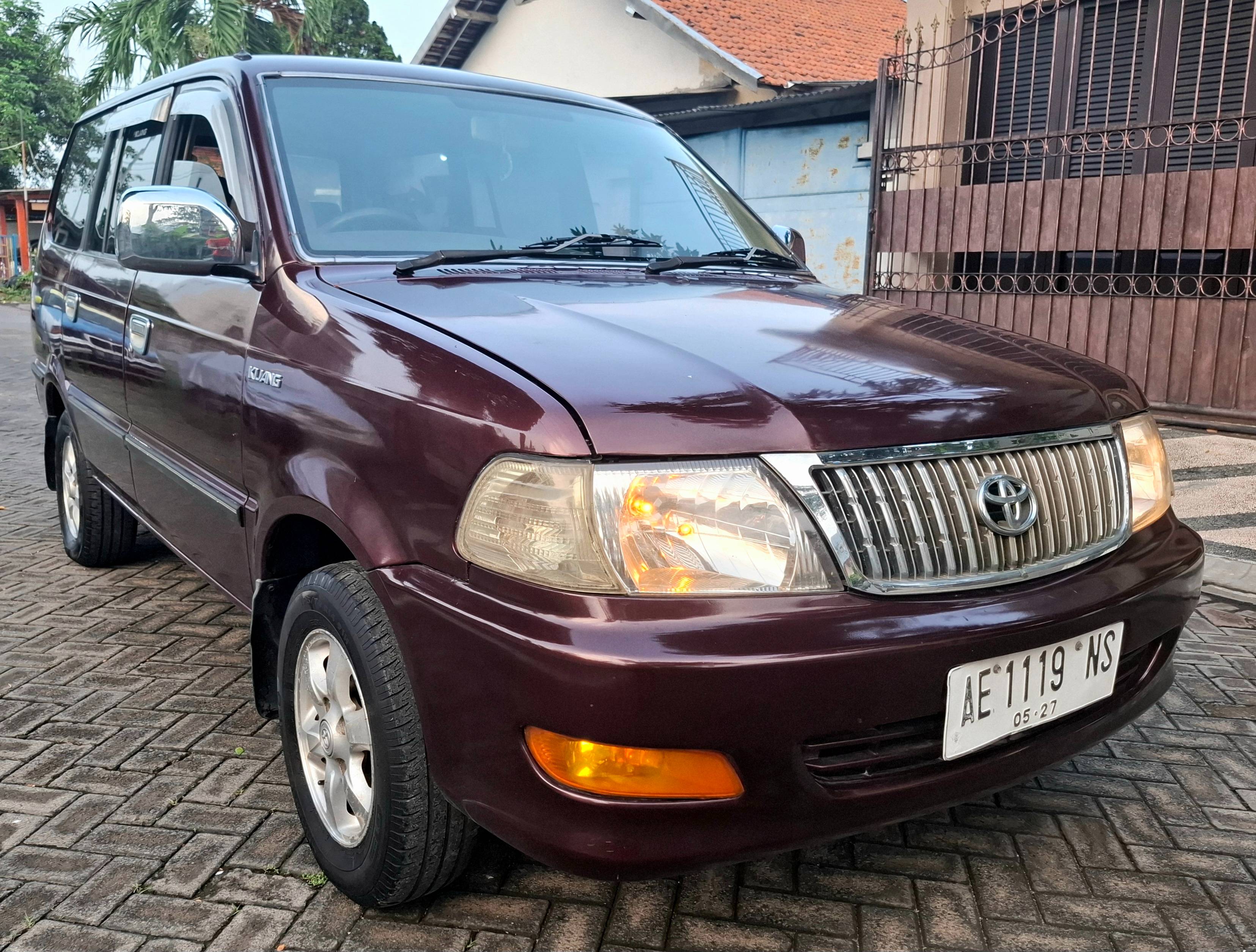 2003 Toyota Kijang  1.8L LGX 2003 Toyota Kijang  1.8L LGX