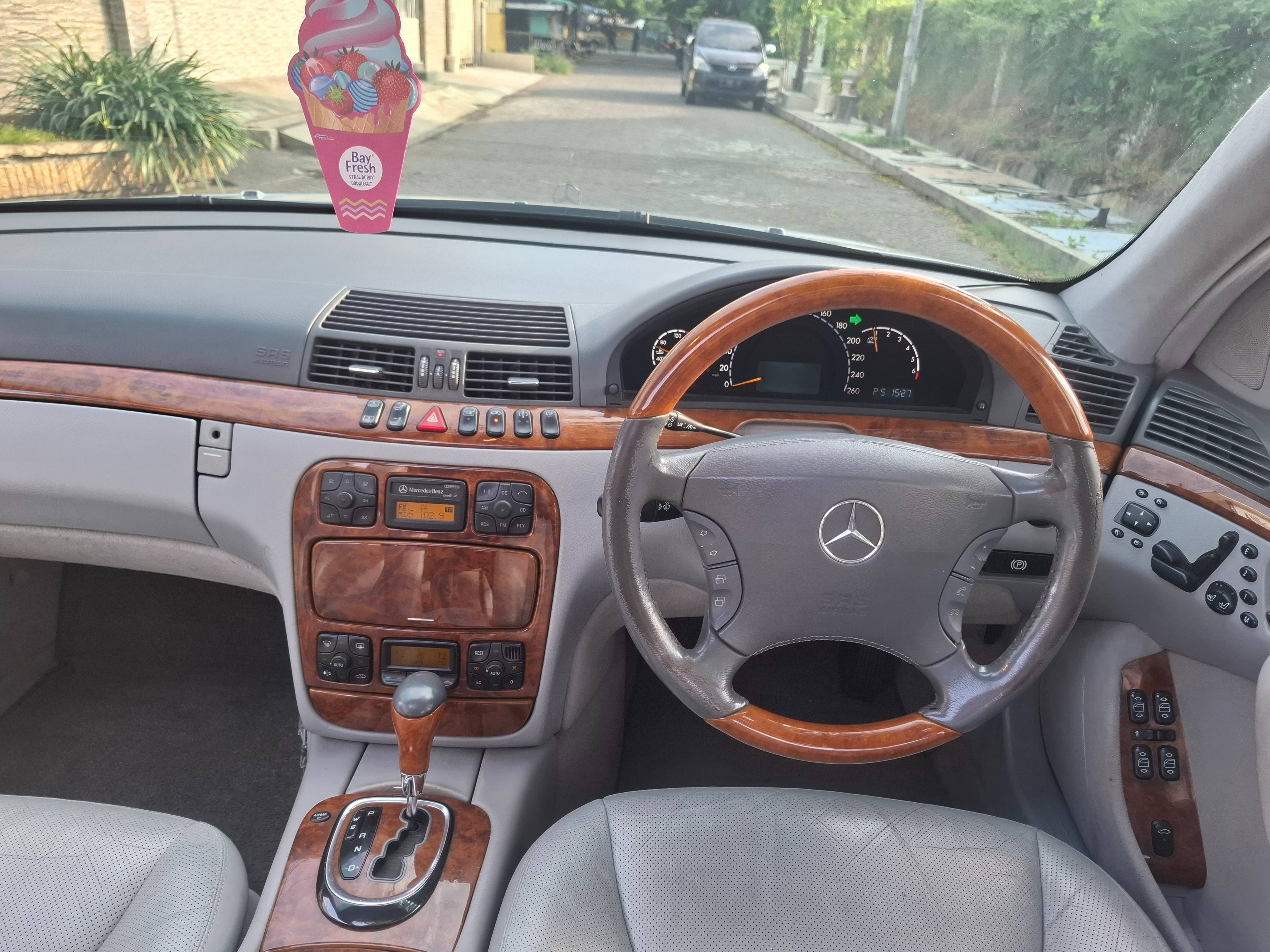 2001 Mercedes Benz S-Class S 320 L 2001 Mercedes Benz S-Class S 320 L