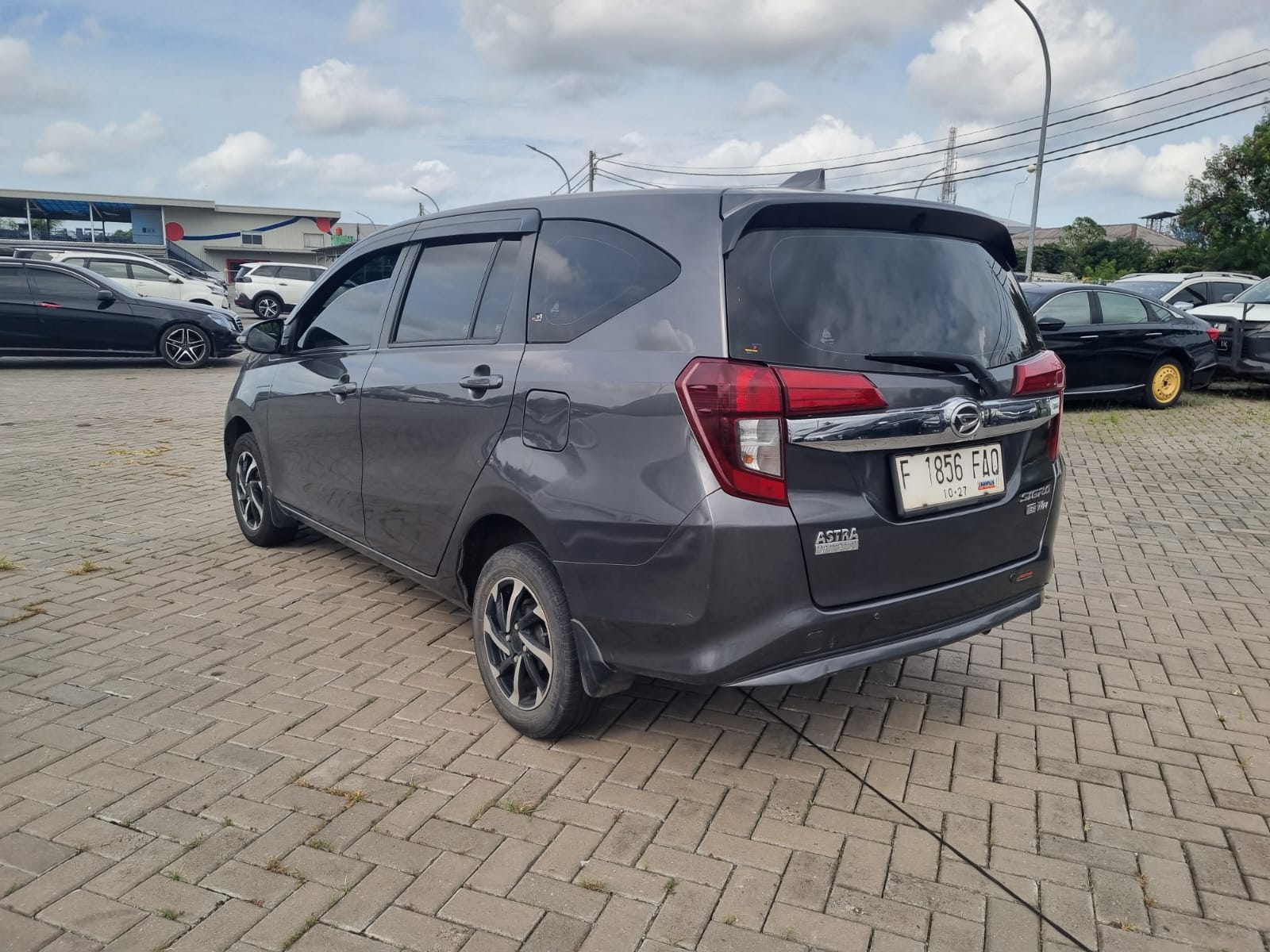 2022 Daihatsu Sigra 2022 Daihatsu Sigra