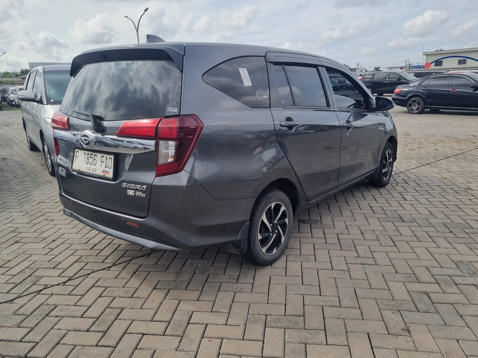 2022 Daihatsu Sigra 2022 Daihatsu Sigra