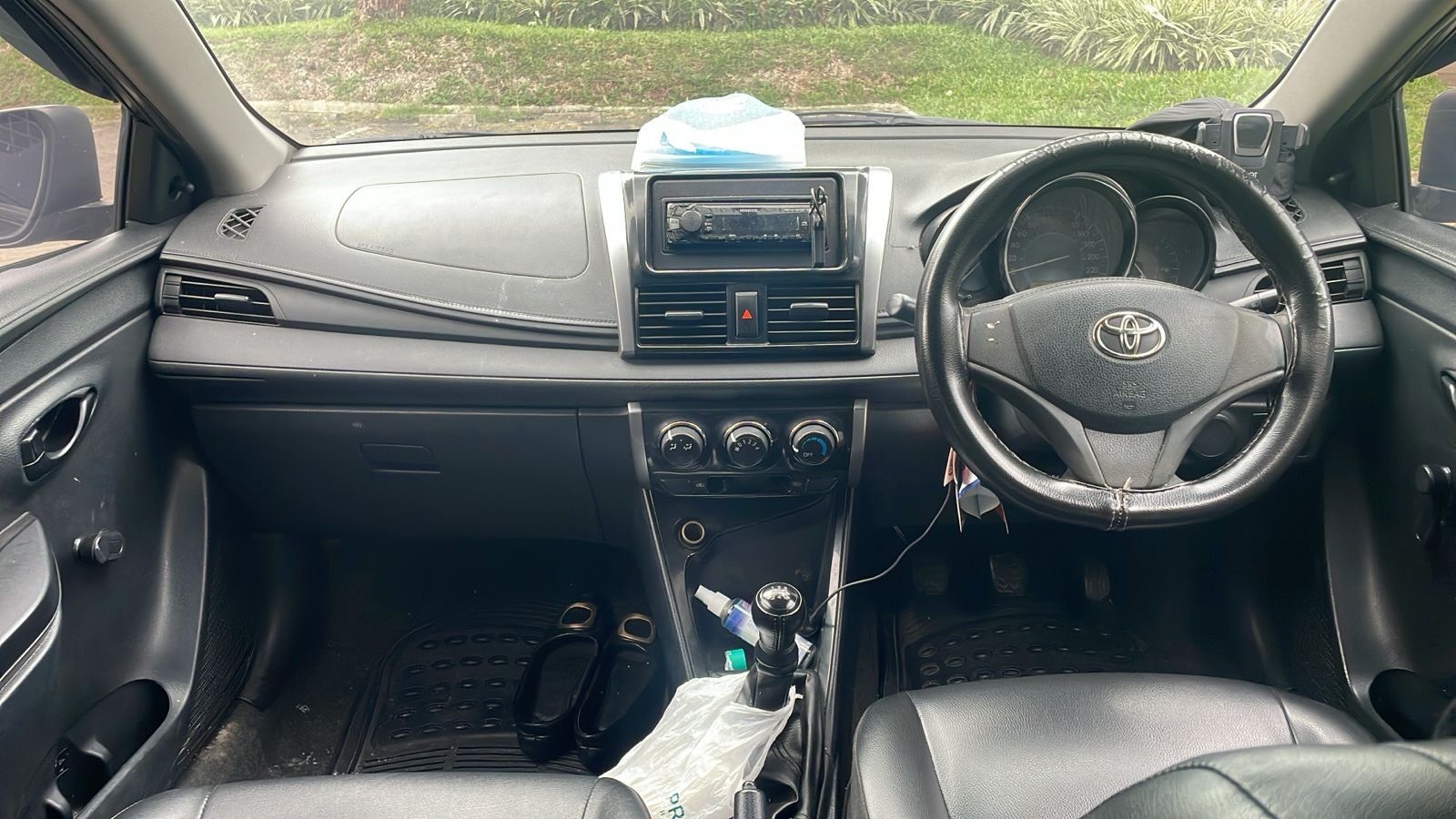 2014 Toyota Limo 1.5 STD TAXI 2014 Toyota Limo 1.5 STD TAXI