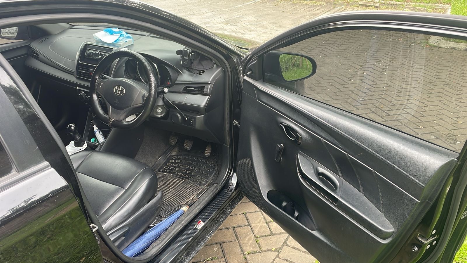 2014 Toyota Limo 1.5 STD TAXI 2014 Toyota Limo 1.5 STD TAXI