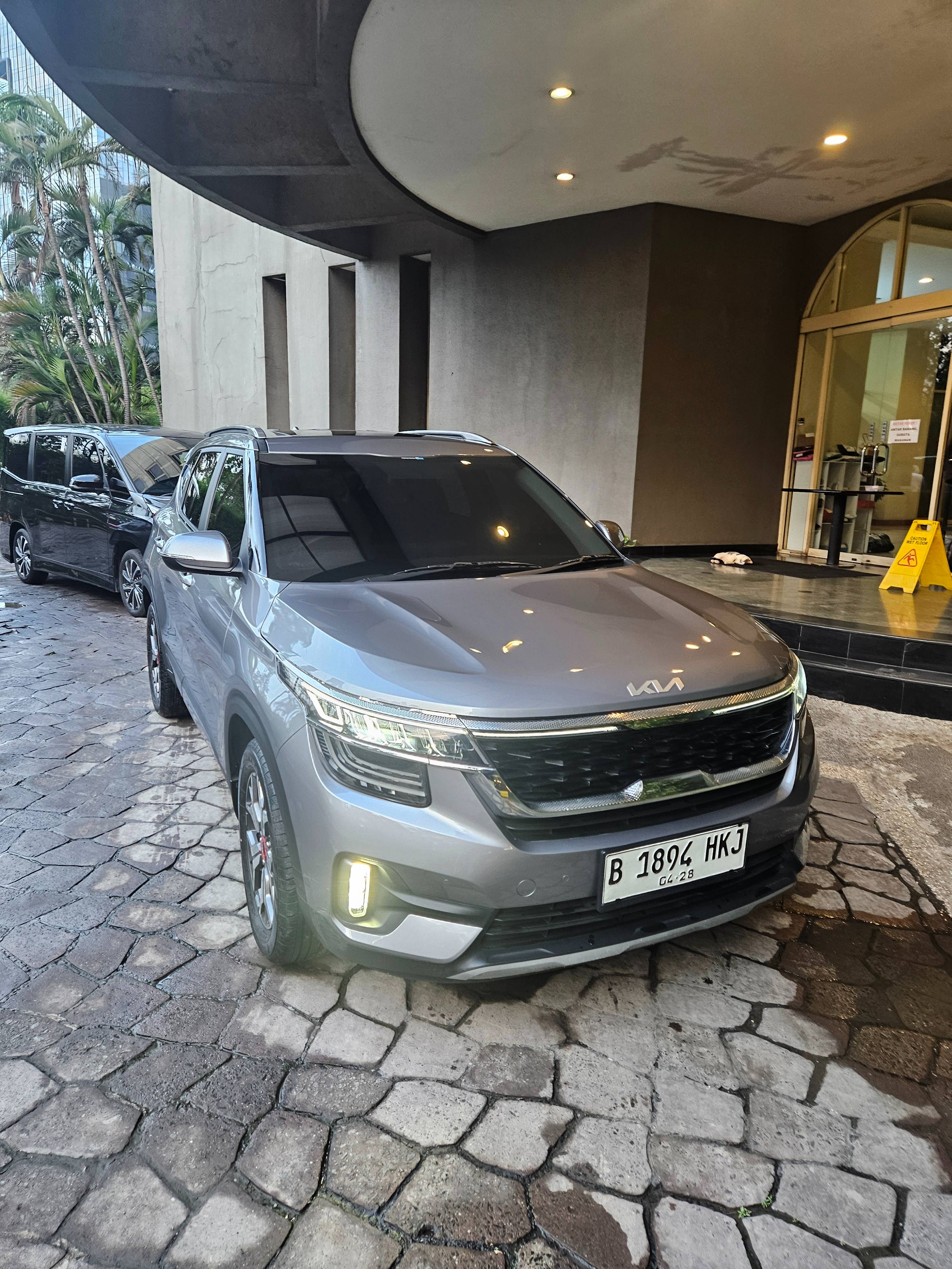 2022 Kia Seltos  EX Bekas 2022 Kia Seltos  EX Bekas