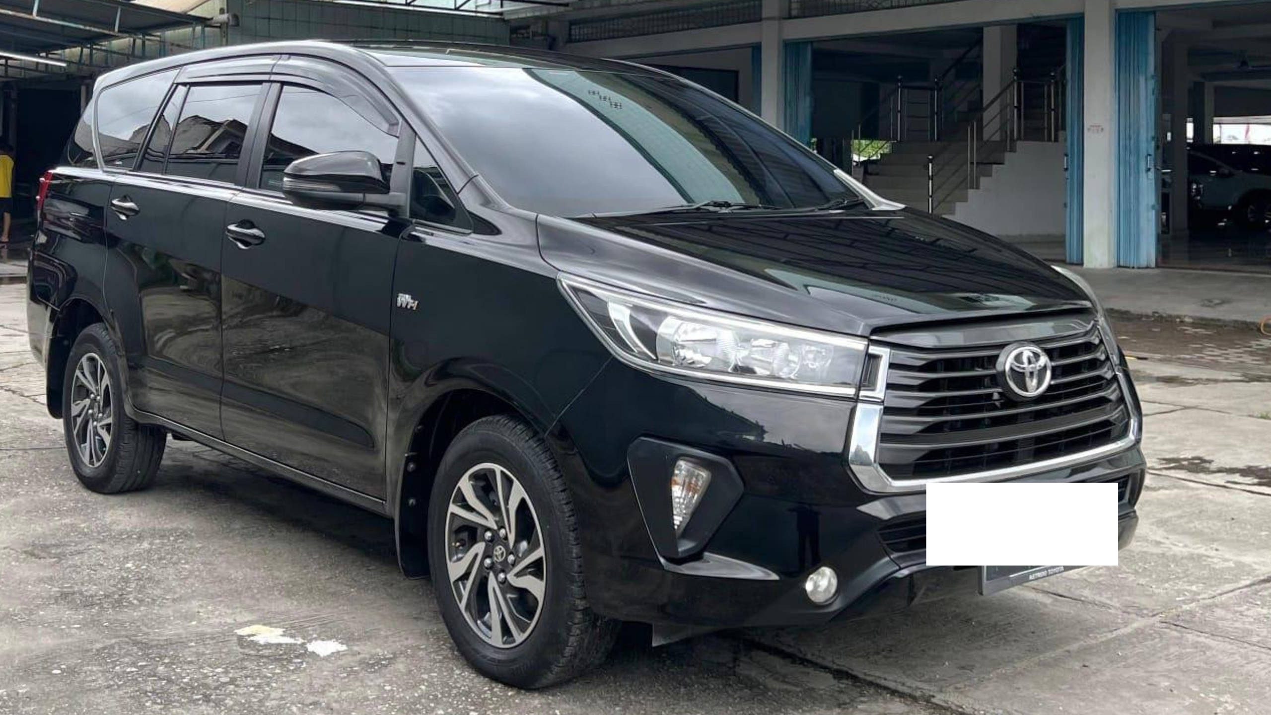 2020 Toyota Innova REBORN BENSIN G 2.0 MT 2020 Toyota Innova REBORN BENSIN G 2.0 MT