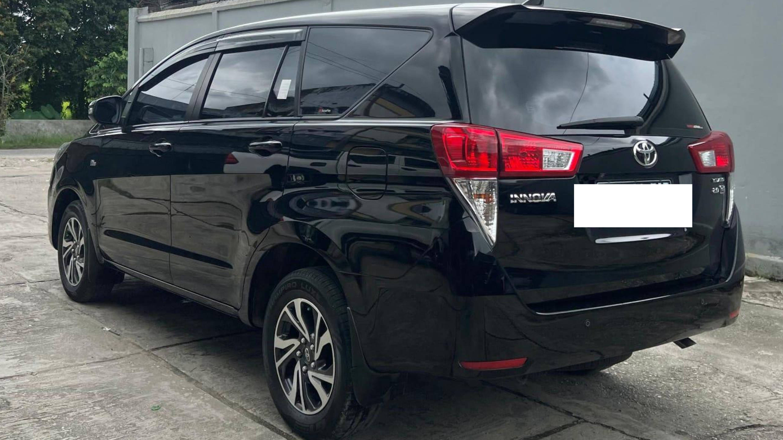 2020 Toyota Innova REBORN BENSIN G 2.0 MT 2020 Toyota Innova REBORN BENSIN G 2.0 MT