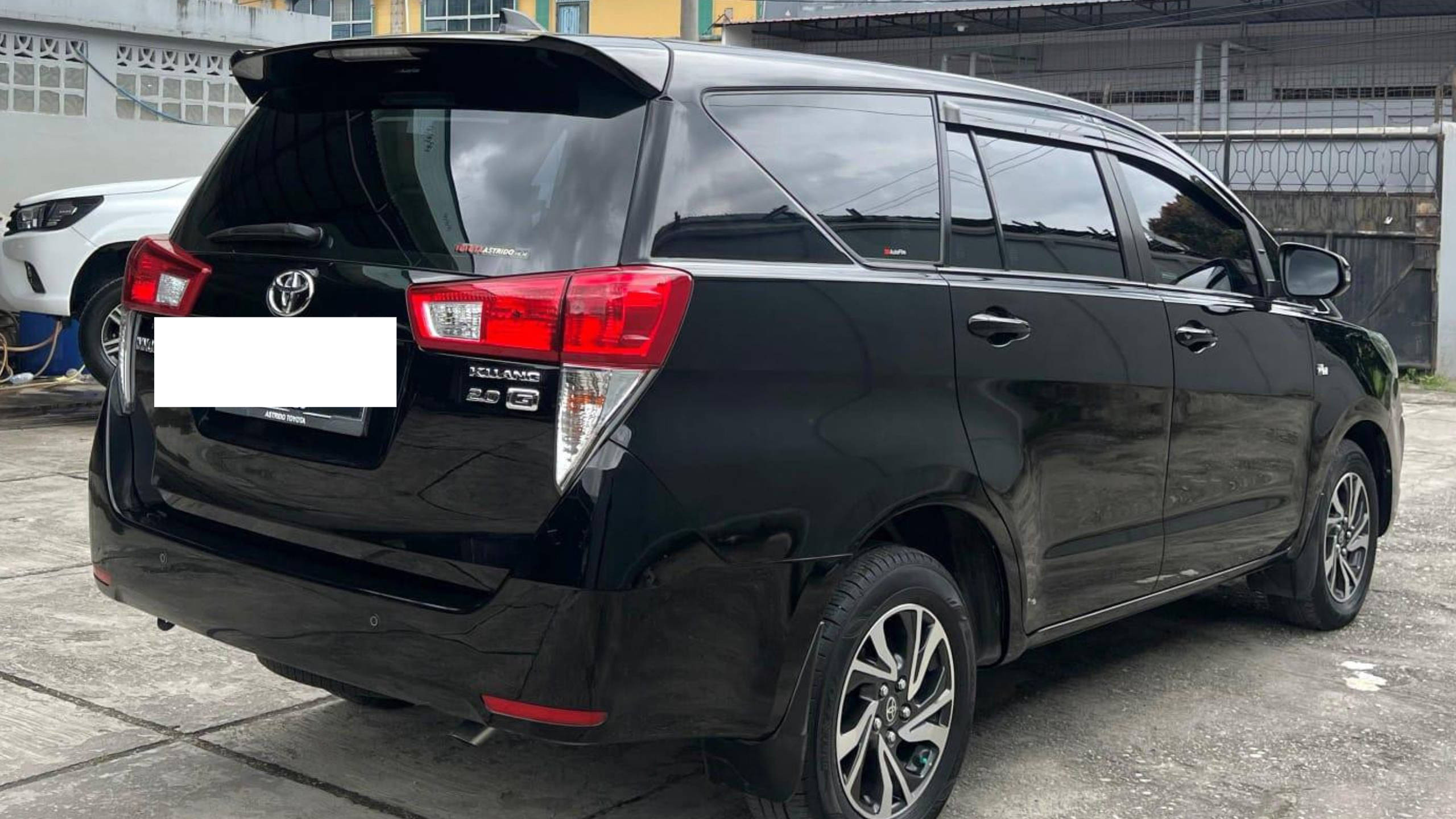 2020 Toyota Innova REBORN BENSIN G 2.0 MT 2020 Toyota Innova REBORN BENSIN G 2.0 MT