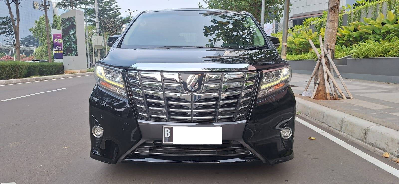 2017 Toyota Alphard Bekas 2017 Toyota Alphard Bekas