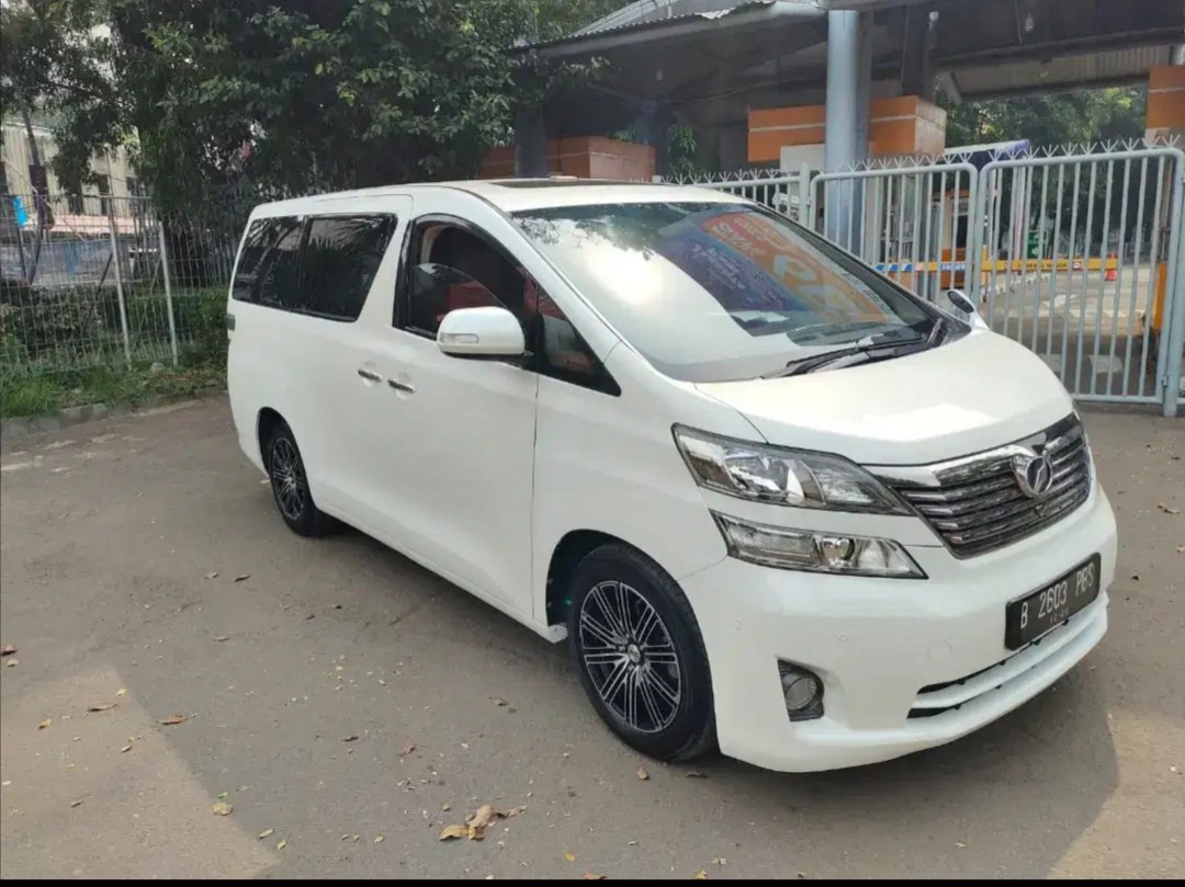 2011 Toyota Vellfire 2011 Toyota Vellfire