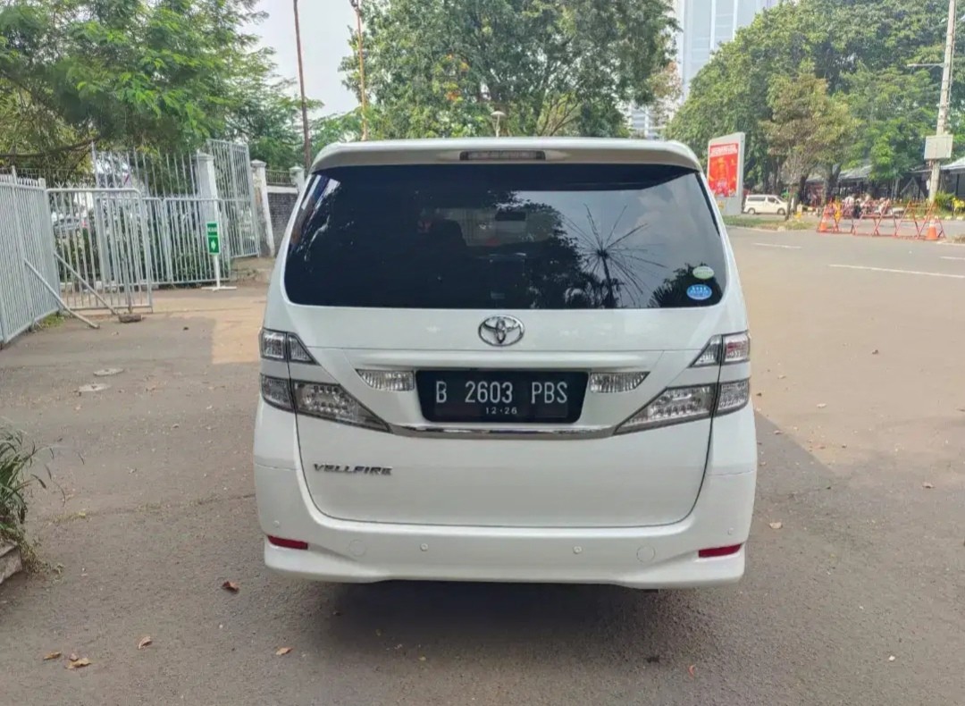 2011 Toyota Vellfire 2011 Toyota Vellfire