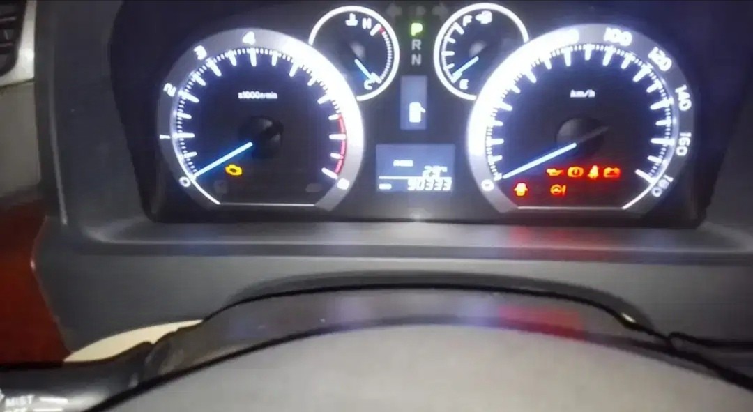 2011 Toyota Vellfire 2011 Toyota Vellfire