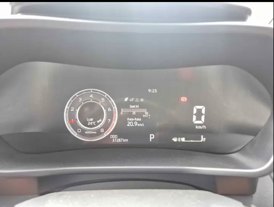 2021 Daihatsu Rocky 1.0 R ADS CVT 2021 Daihatsu Rocky 1.0 R ADS CVT