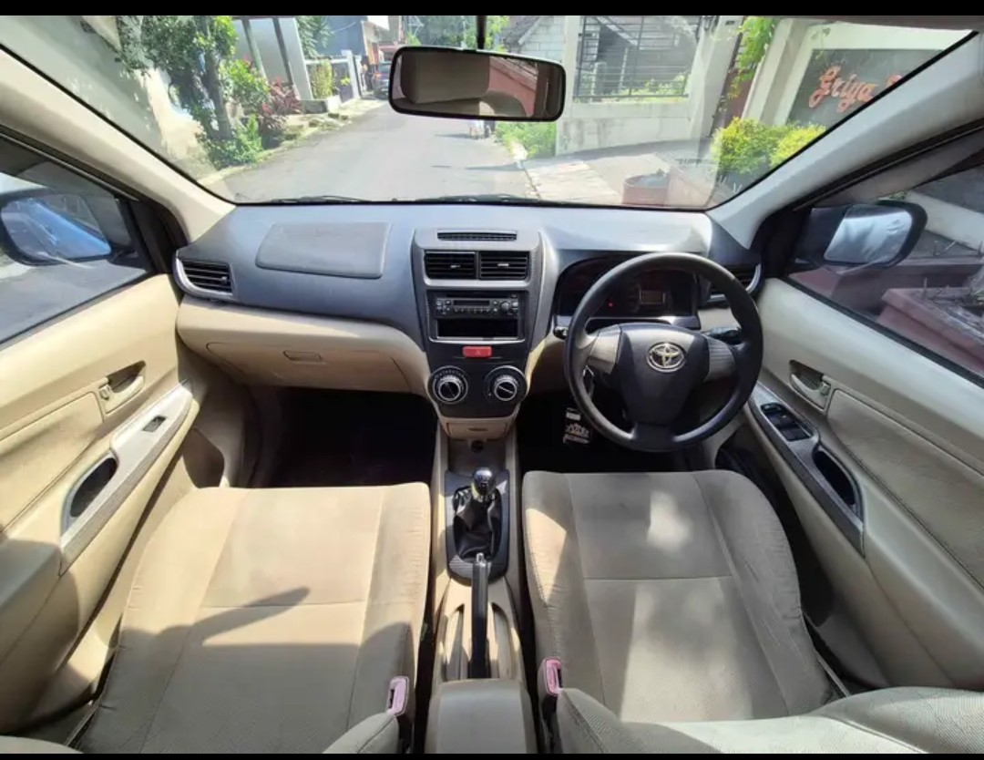 2015 Toyota Avanza  1.3 G MT 2015 Toyota Avanza  1.3 G MT