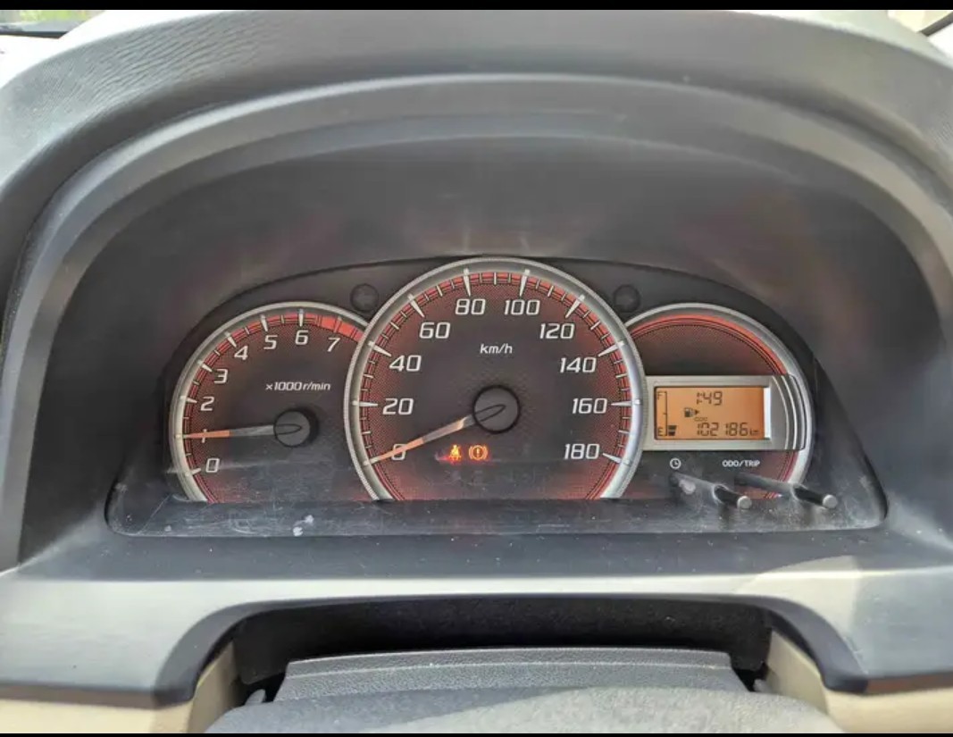 2015 Toyota Avanza  1.3 G MT 2015 Toyota Avanza  1.3 G MT