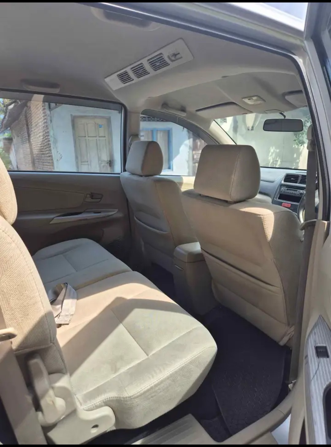 2015 Toyota Avanza  1.3 G MT 2015 Toyota Avanza  1.3 G MT