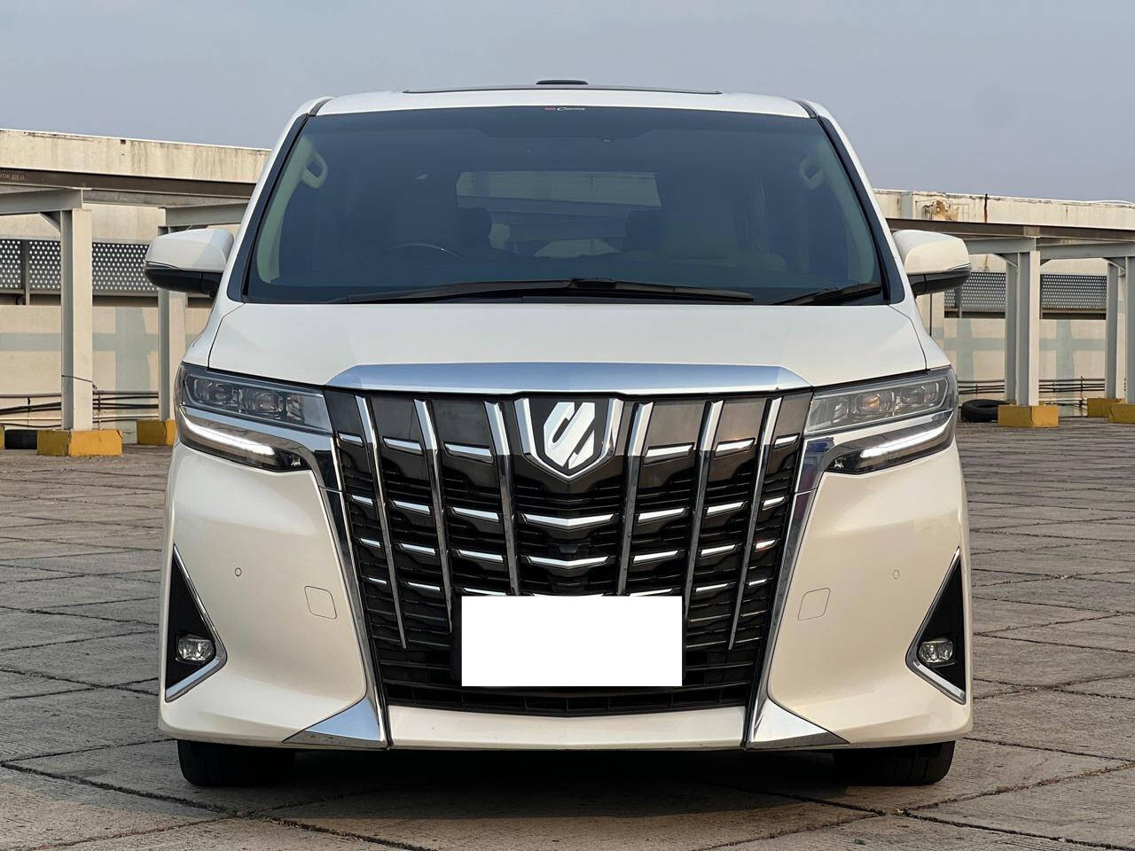 2019 Toyota Alphard Bekas 2019 Toyota Alphard Bekas