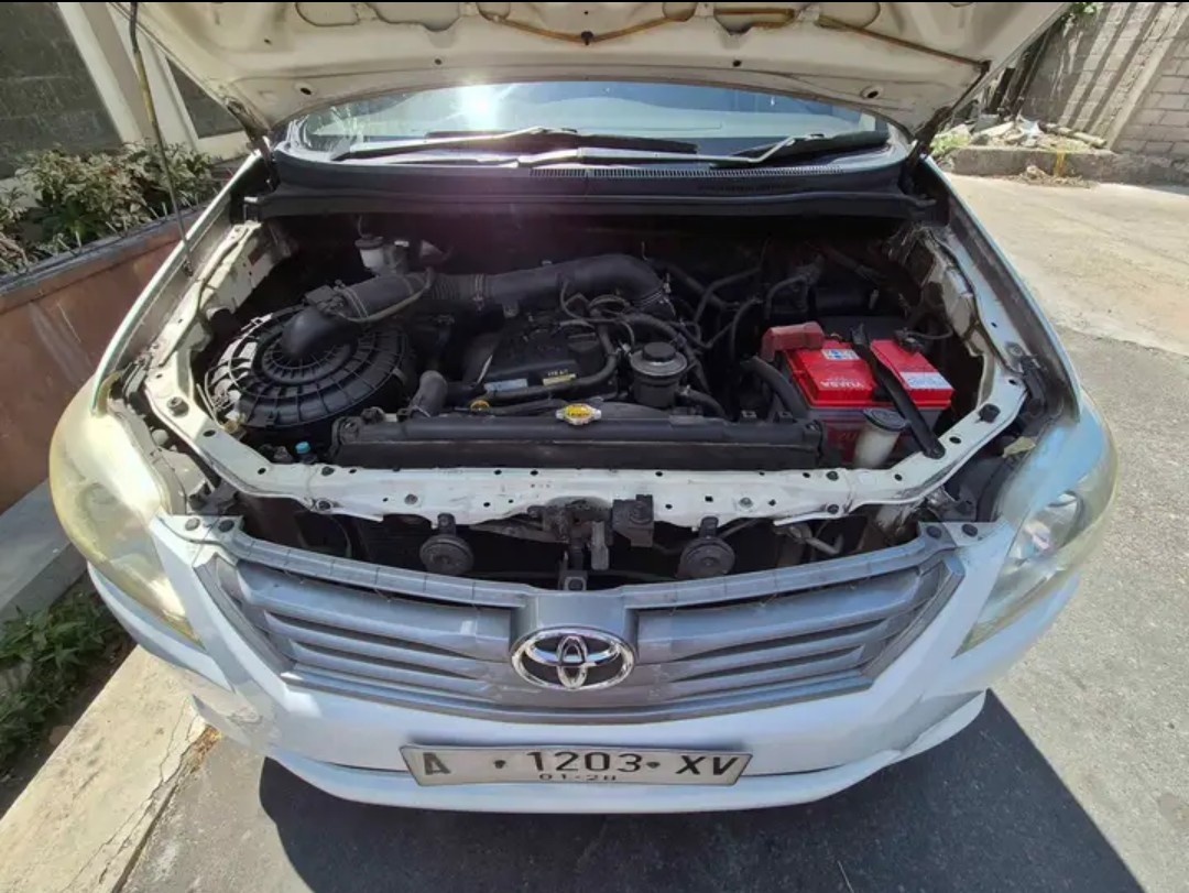 2012 Toyota Kijang Innova 2.0 G AT 2012 Toyota Kijang Innova 2.0 G AT